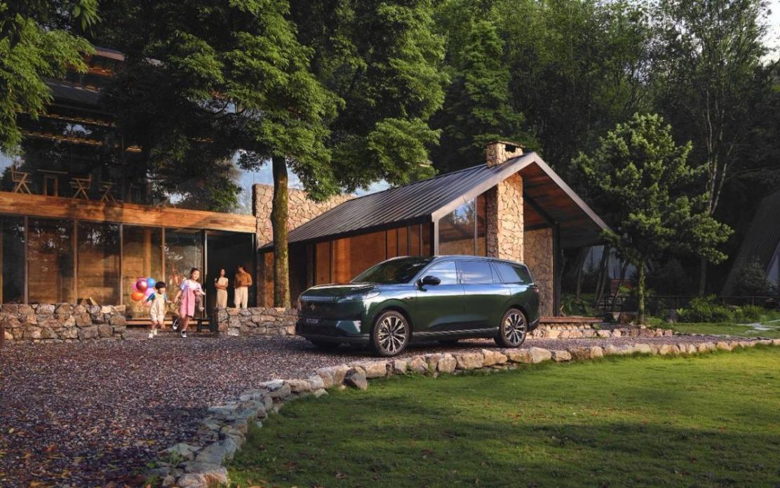 东风奕派008即将上新，奕派007闪现版、纳米01Cross 同期首发！